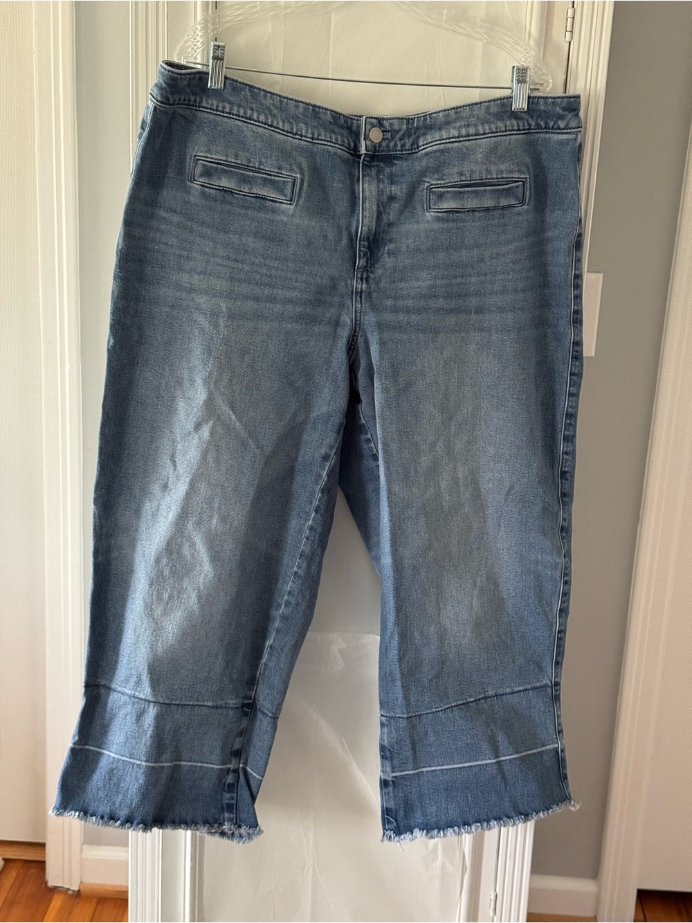 Talbots High Rise Wide Leg Crop Release Hem Jeans Size 18W